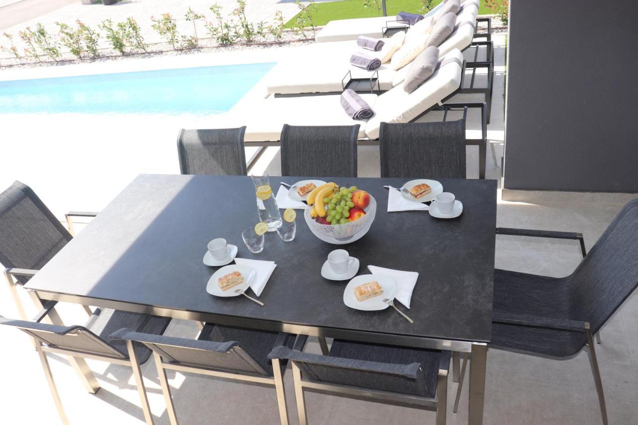 Meerbrise - Luxury Villa Banjole Dış mekan fotoğraf